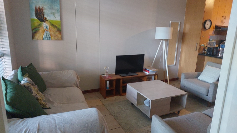 To Let 2 Bedroom Property for Rent in Dennesig Western Cape